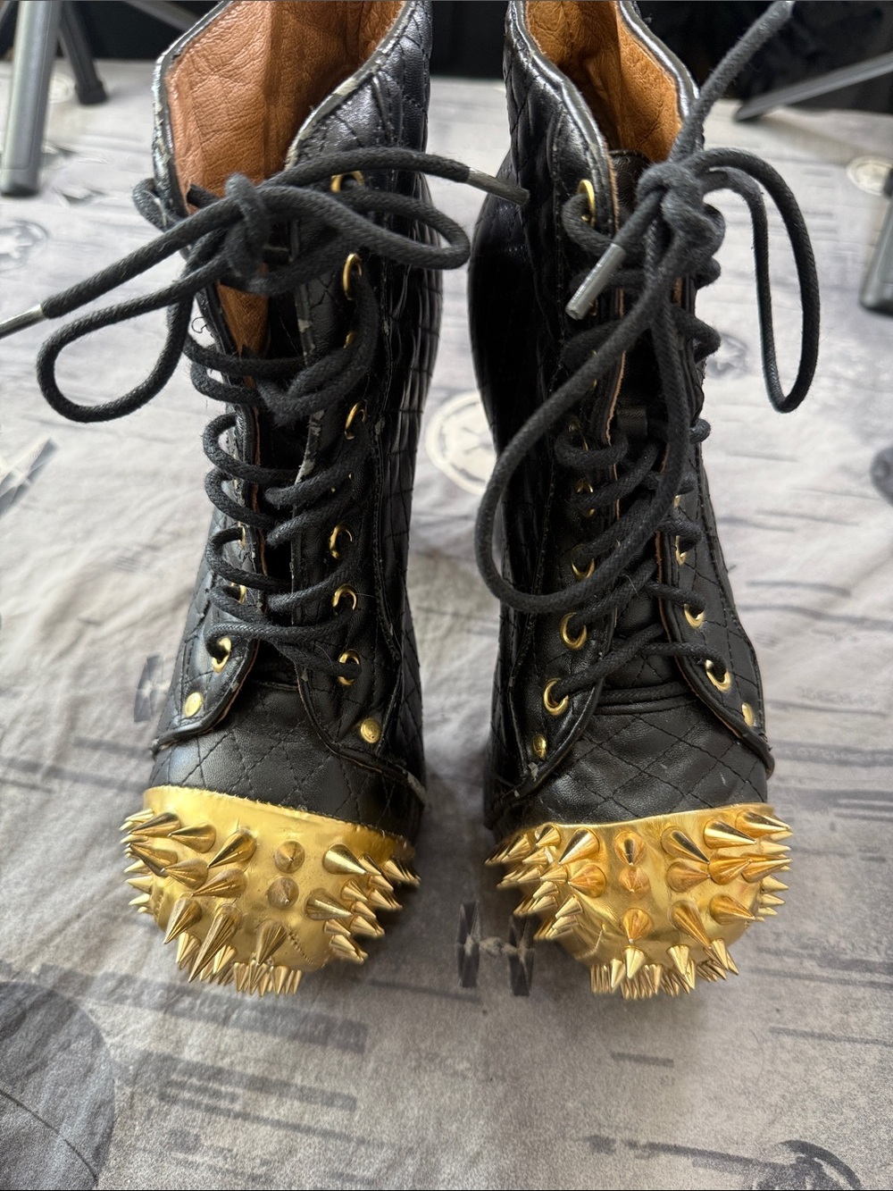 JEFFEREY CAMPBELL CROWN SPIKED LITAS VEGAN LEATHER SZ 8 - Picture 3 of 11